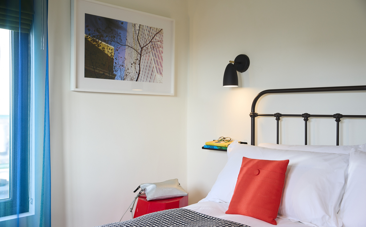 Modja-Modja-House-Margate-Room-Two-Reading-in-Bed_1280px